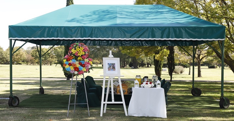 Cálida ceremonia de despedida en Parque Memorial